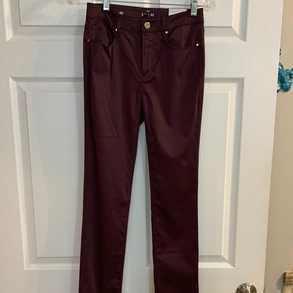 BNWT White House Black Market Burgundy Gleam Shine Dress Jeans Sz 00 - Picture 3 of 5